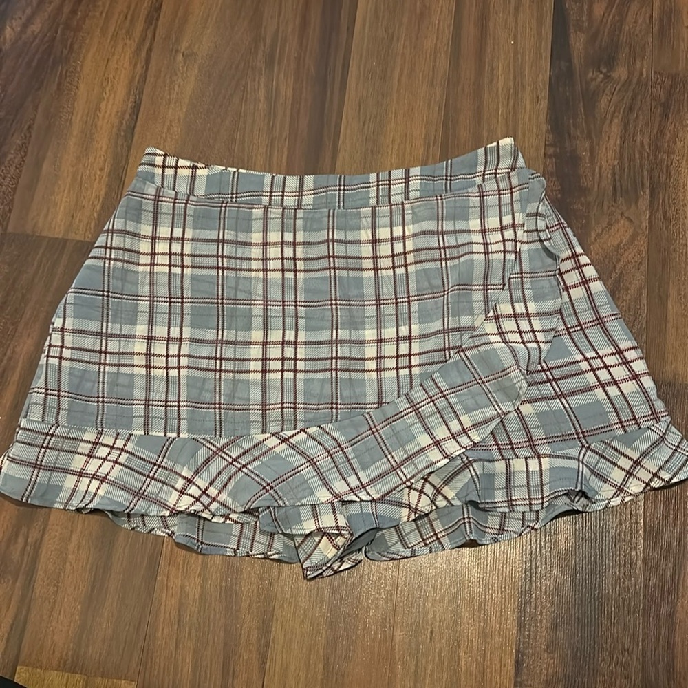 NWT Altar’d State Lightweight schoolgirl plaid ruffle skirt-Size Large